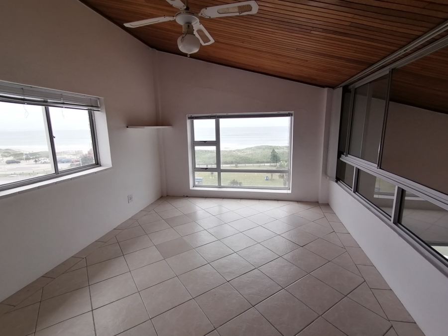 To Let 1 Bedroom Property for Rent in Summerstrand Eastern Cape
